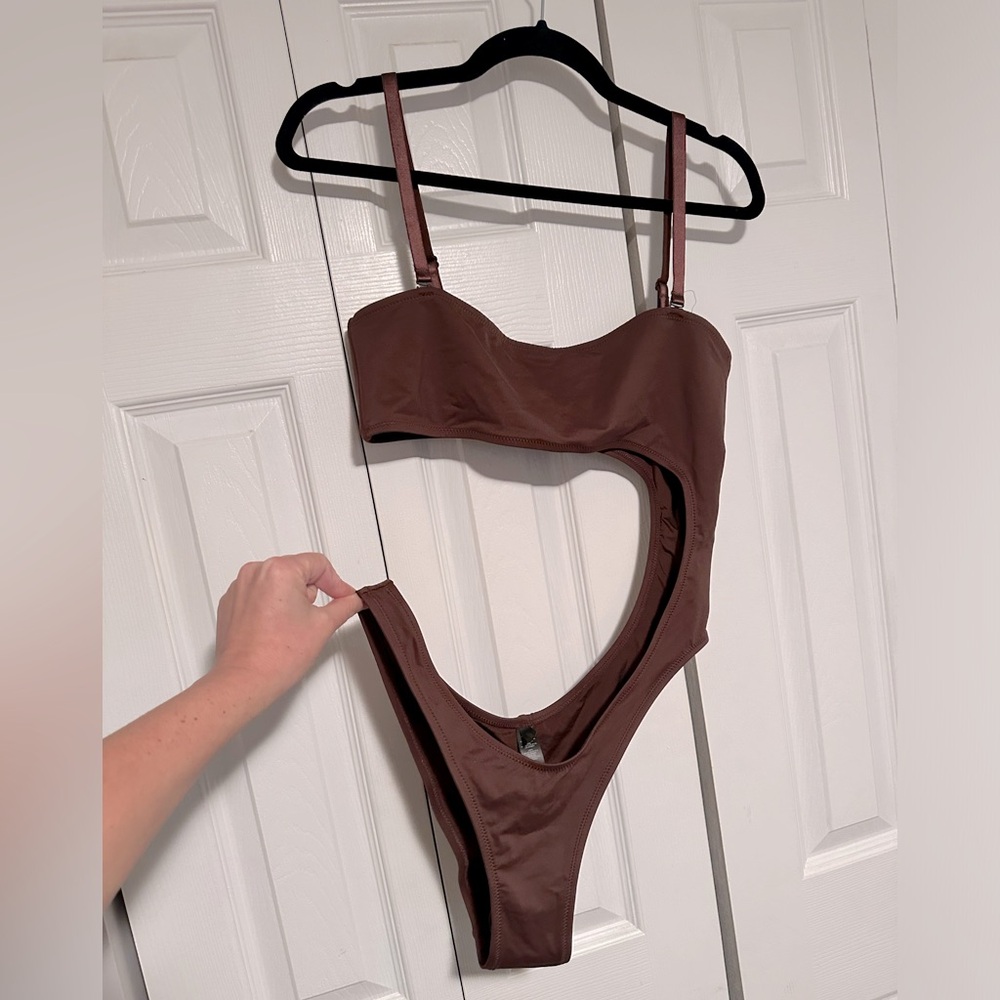 cocoa Skims monokini XL - Picture 1 of 6